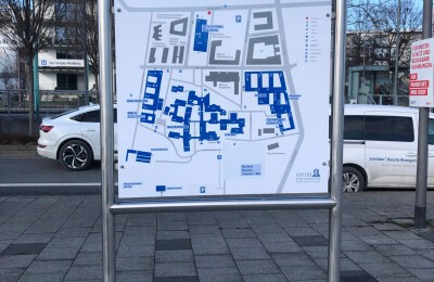 Lageplan als Wegweiser für Besucher