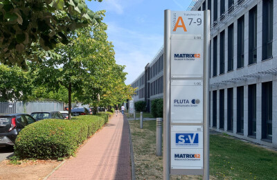 Neubeschriftung Schilderanlage