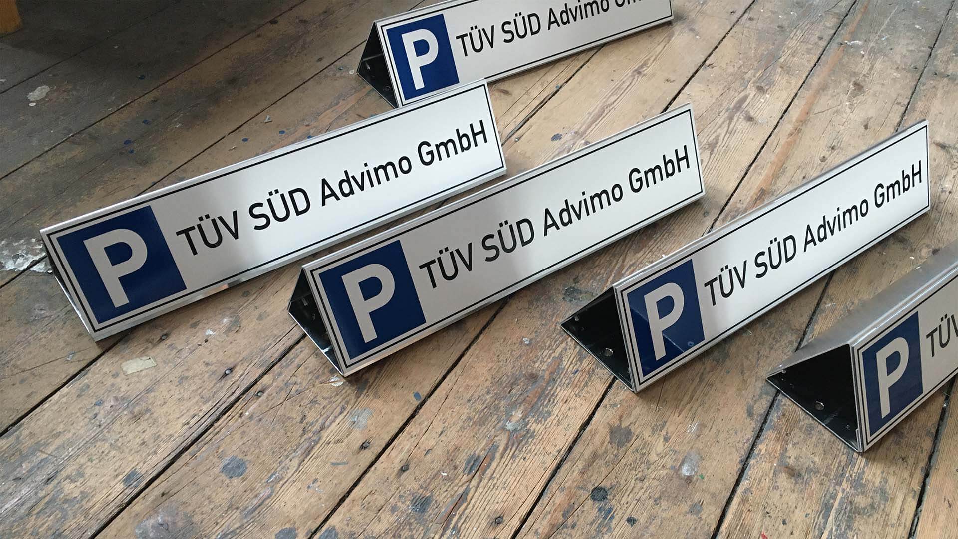 Parkplatzschilder Aufsteller