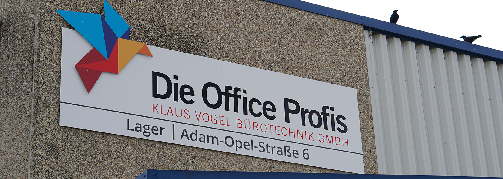 Aussenbeschriftung Bürogebäude