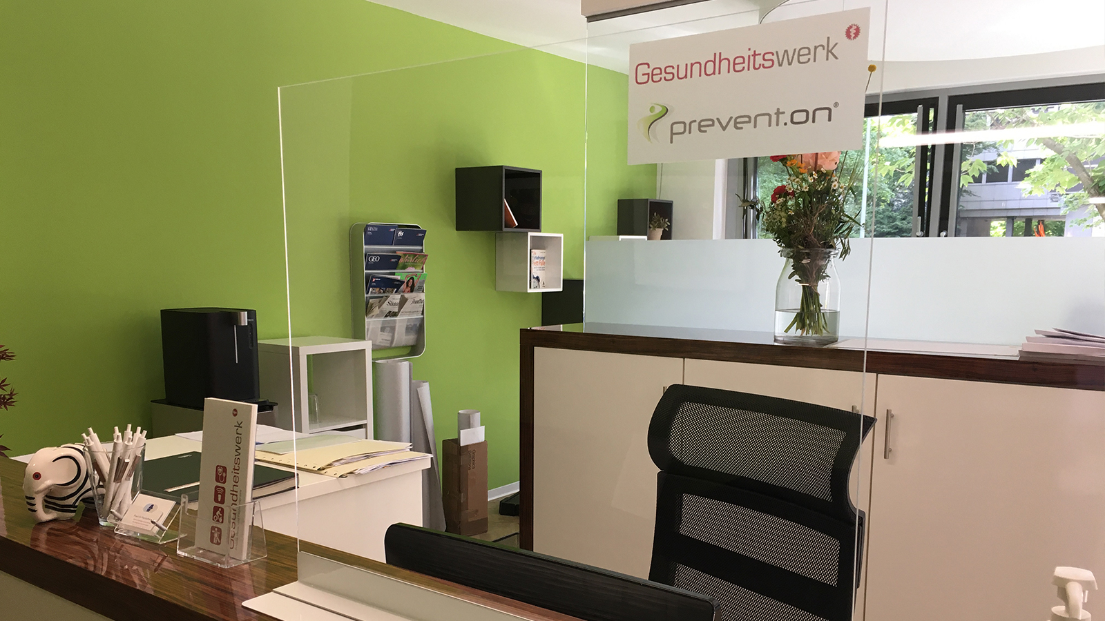 Hygieneboard Aufsteller mit Logo