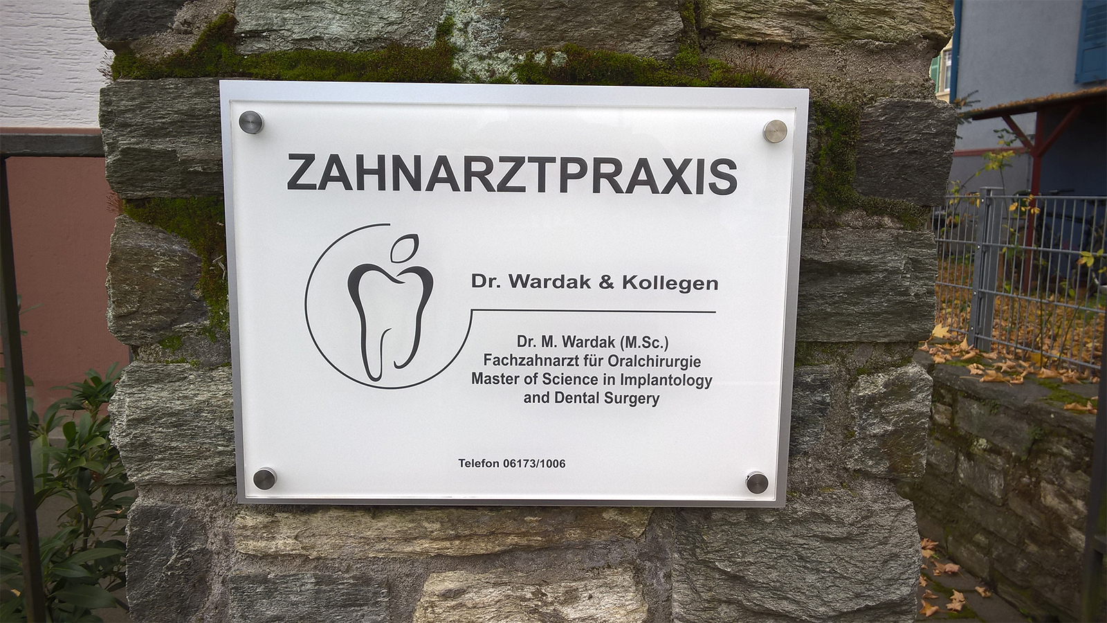 Praxisschild